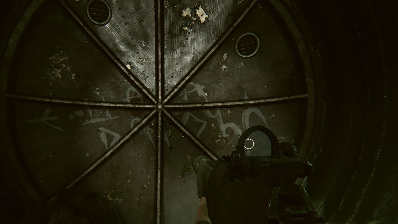 Darktide easter egg: graffiti that says "KILL MAIM DESTROY" in Chaos Runes