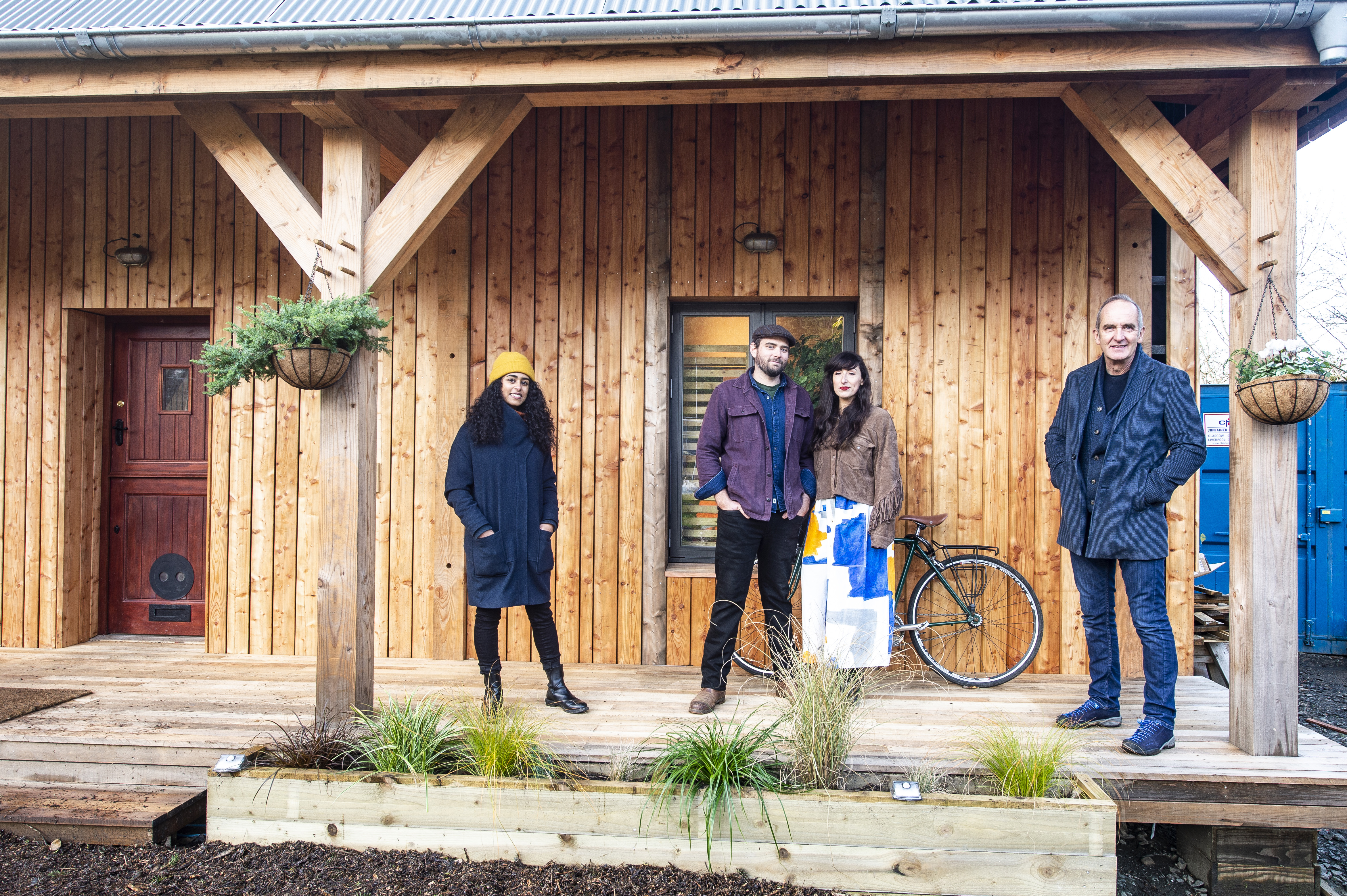 TV tonight Kevin McCloud helps out in Glasgow.