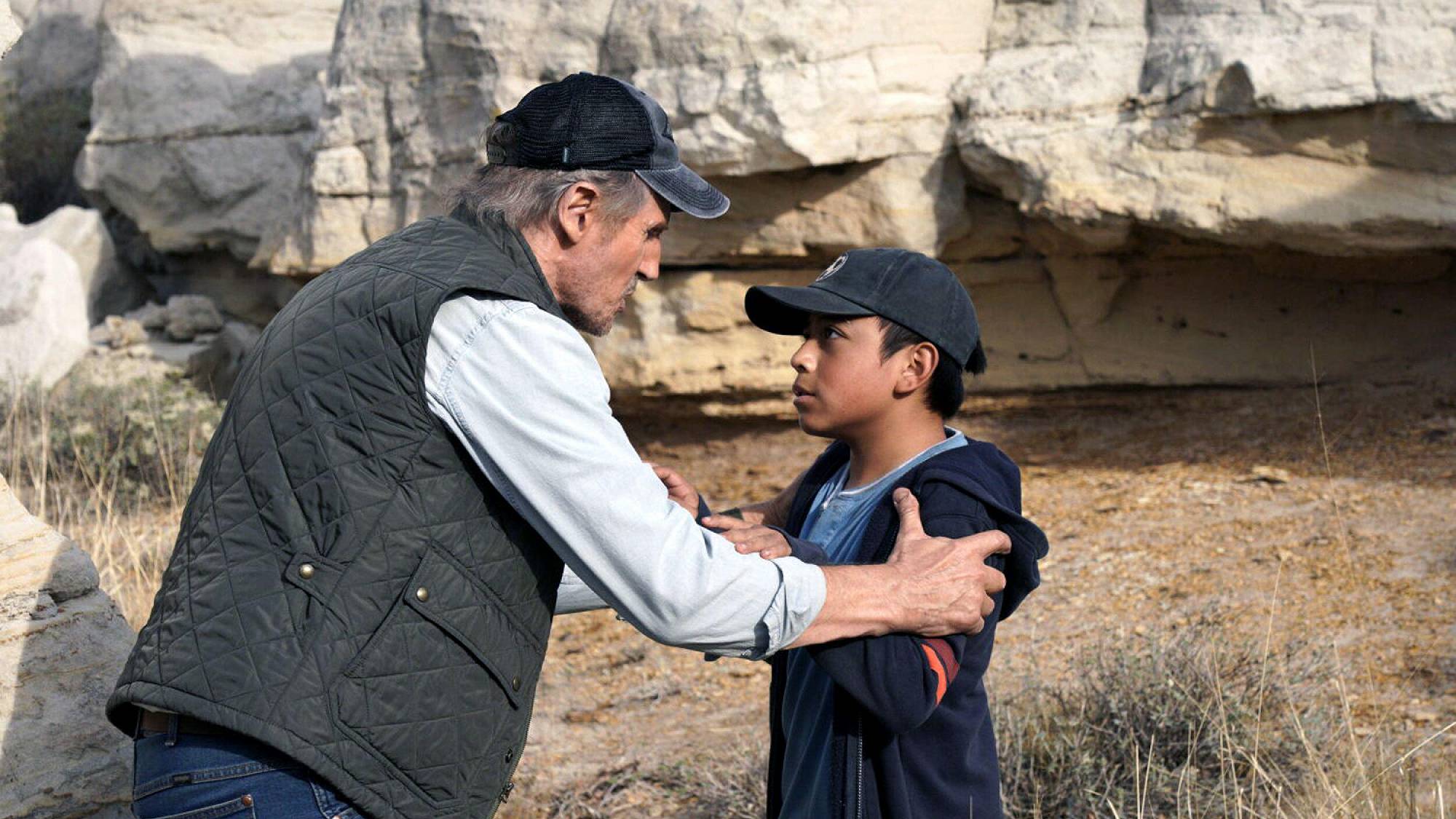 Liam Neeson and Jacob Perez in &quot;The Marksman&quot; movie (2021)