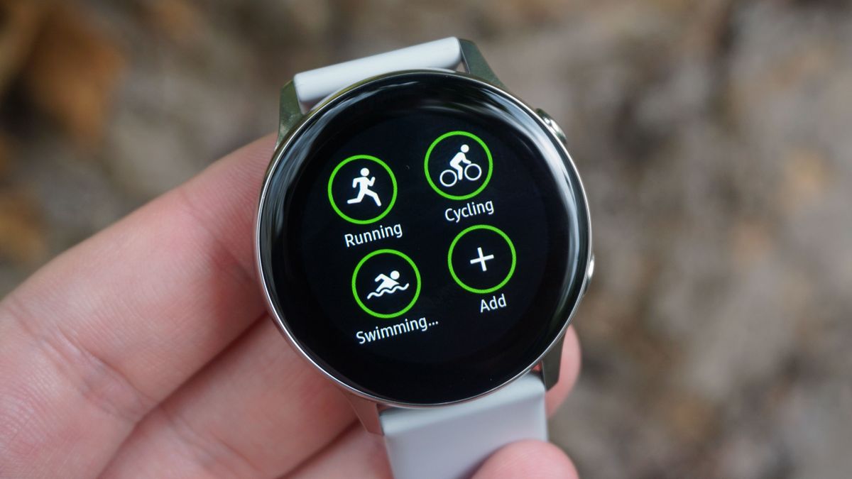 An example of the widgets you'll find on the Samsung Galaxy Watch Active.