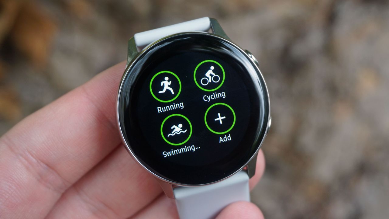 An example of the widgets you'll find on the Samsung Galaxy Watch Active.