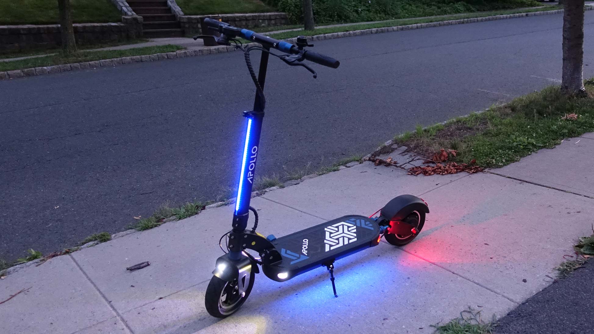 Apollo Explore electric scooter review Tom's Guide