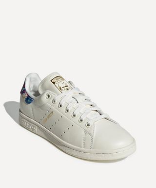 xgYVmquS7ju7kGR9rQbR5X-320-80 17 قطعة رائعة من Adidas X Liberty London Collab