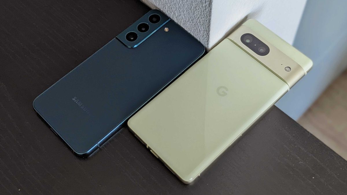 Google Pixel 7 vs Samsung Galaxy S22: comparison - PhoneArena