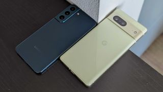 The Pixel 7 and Galaxy S22