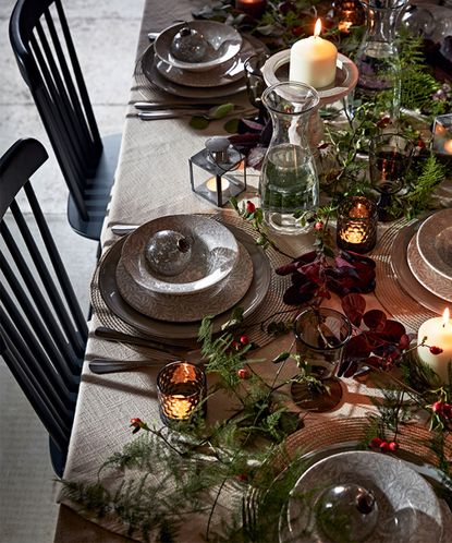 Christmas table centerpiece ideas: 17 beautiful seasonal designs ...