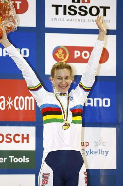 Sarah Hammer (USA) won the third pursuit world championship of her career.