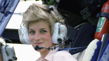 princess diana in a helicopter