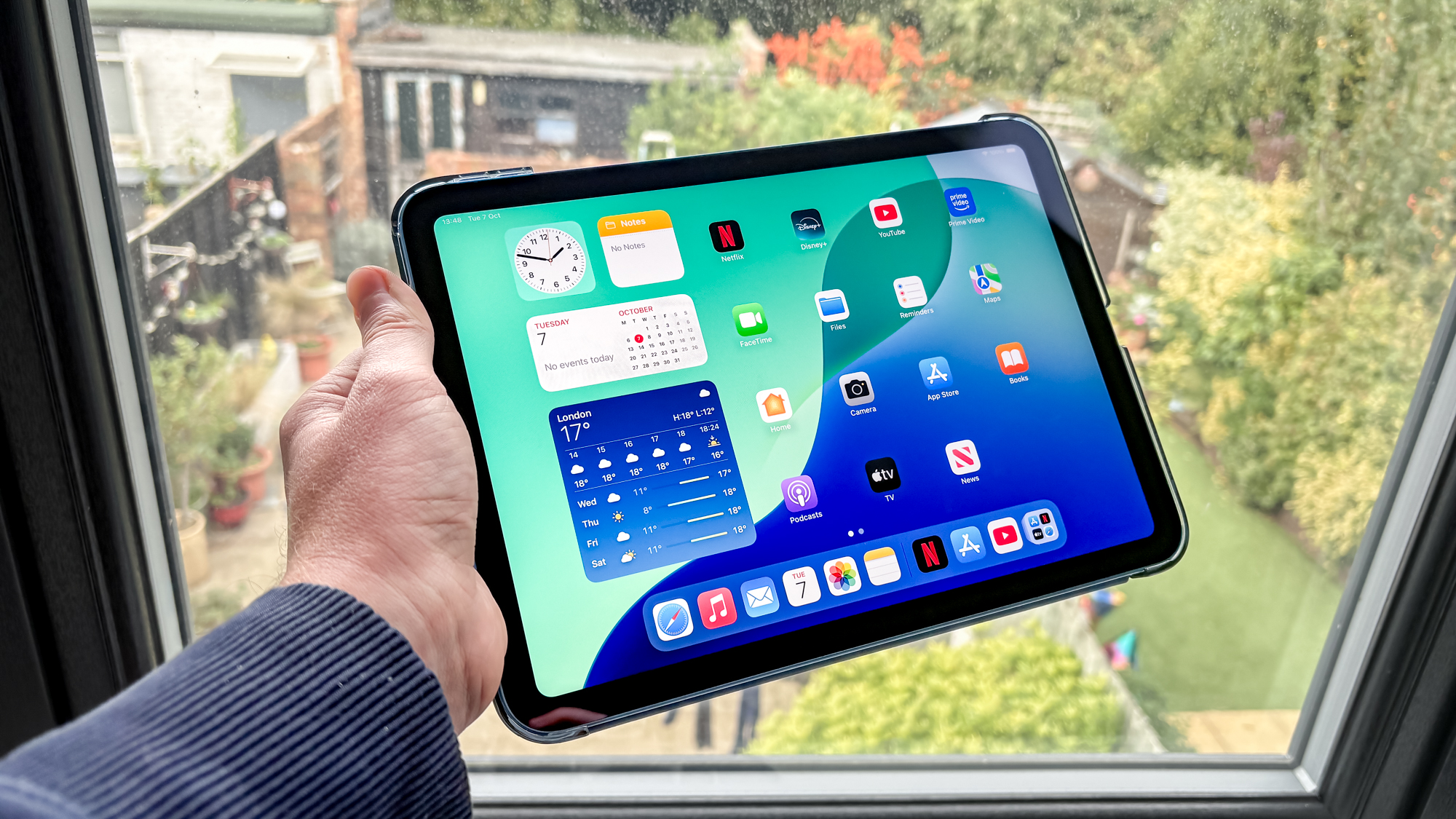iPad 11