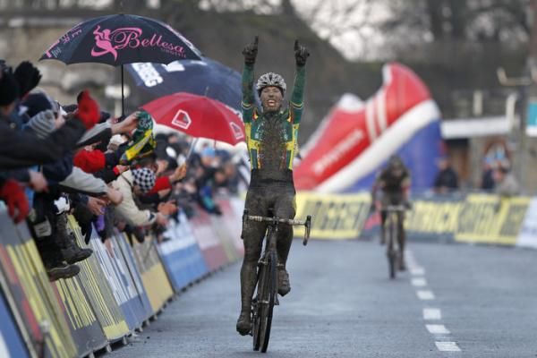 Sven Nys (Landbouwkrediet) powered away from his nearest challenger near the end of the final lap.