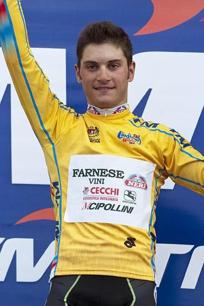 Andrea Guardini (Farnese Vini-Neri Sottoli) has a seven second lead over Malaysian rider Anuar Manan (Terengganu ProAsia) heading into the fourth stage.