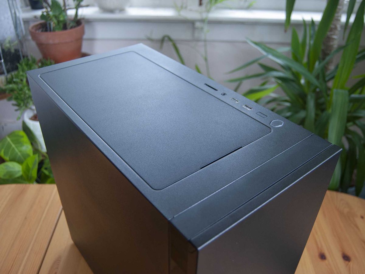 Cooler Master Silencio S400 Review