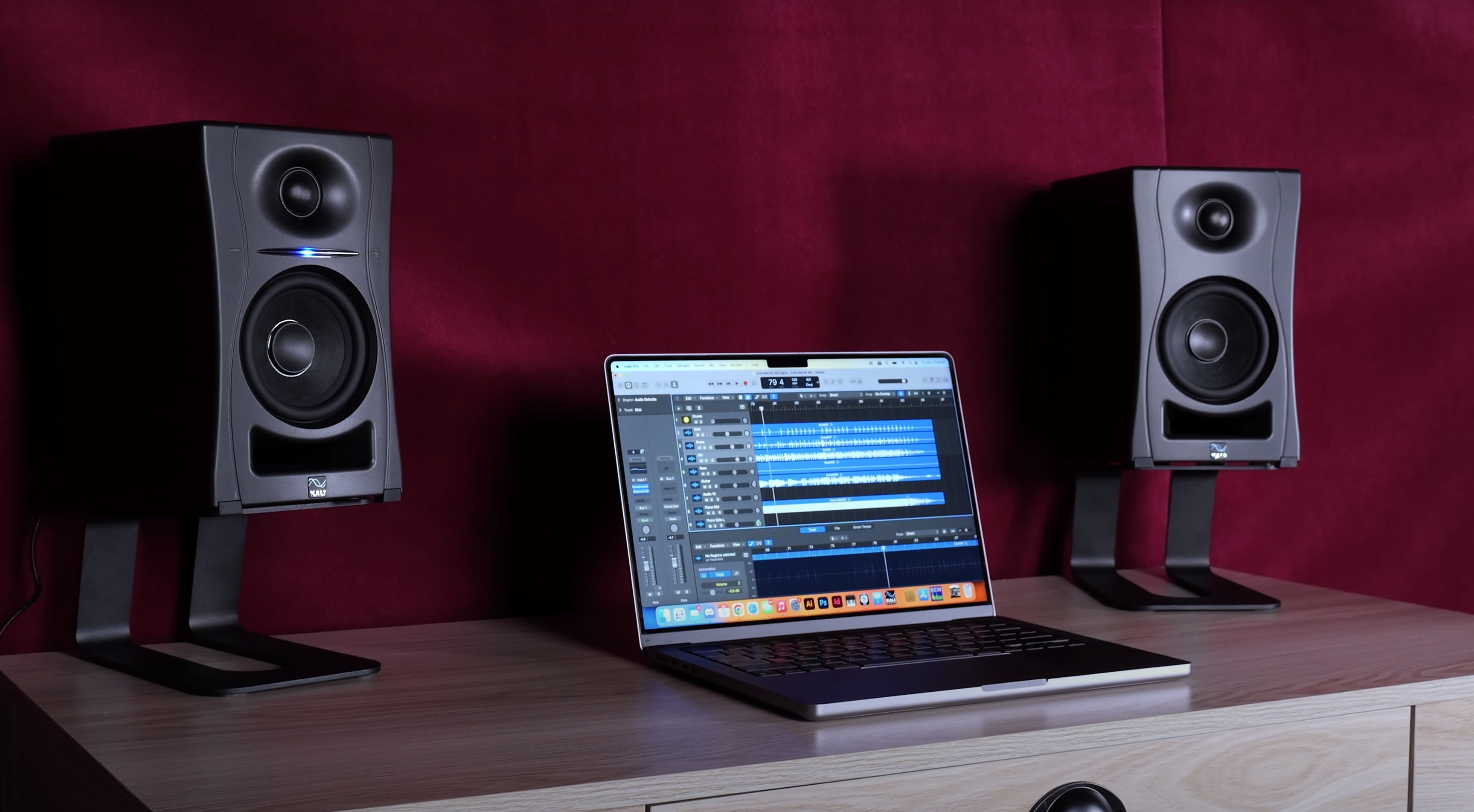 Kali Audio LP-UNF studio speakers