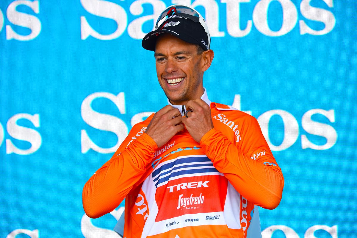 Richie Porte in the ochre leader&#039;s jersey