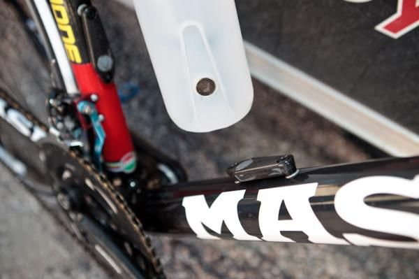 The team uses a cool magnetically attached water bottle from Vincero Design