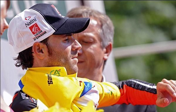 Alejandro Valverde (Caisse d'Epargne) could get used to wearing yellow.