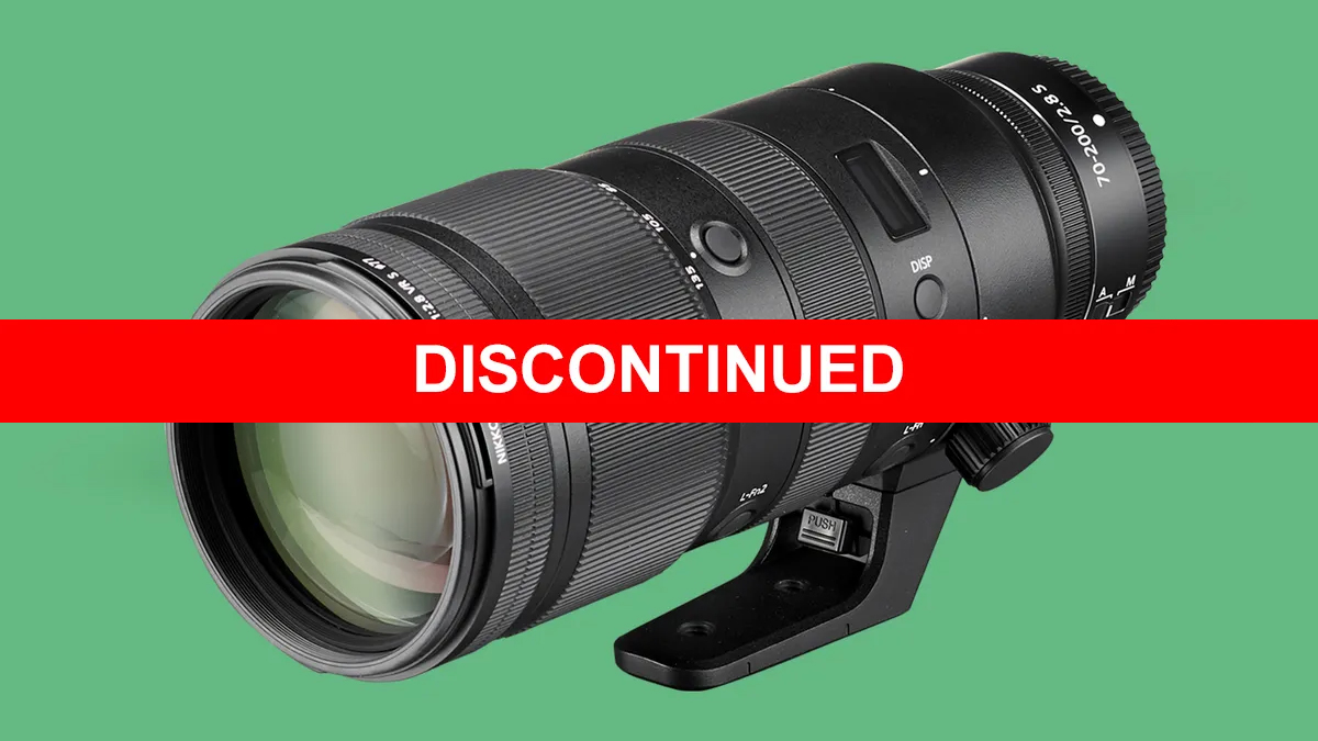 Camera zoom lens &ndash; NIKKOR Z 70-200mm f/2.8 VR S &ndash; with "DISCONTINUED" text in bold white on a red bar over a green background