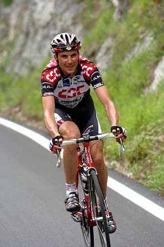 Ivan Basso (CSC) has mastered the art of suffering but not showing it