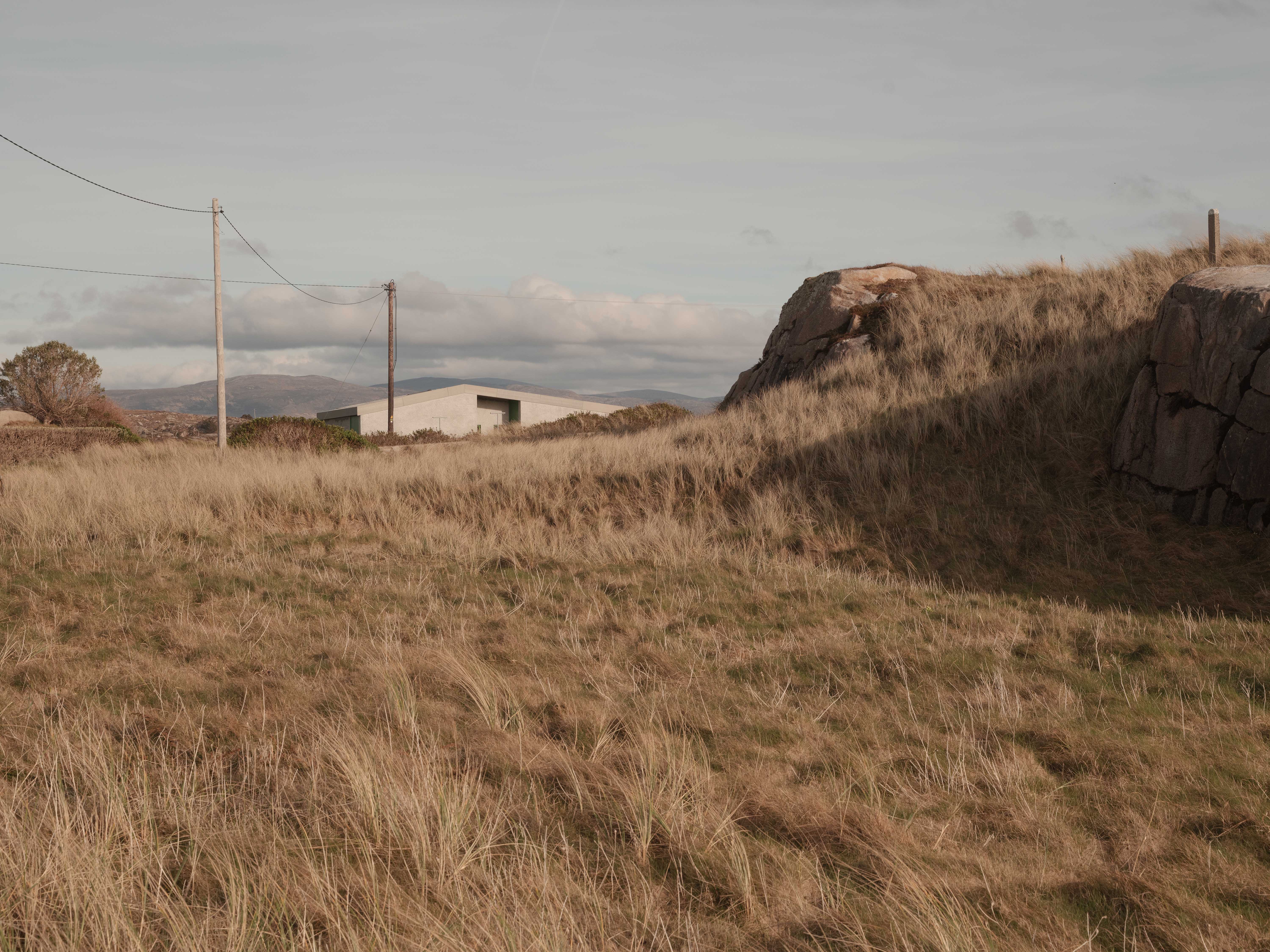 The house in its Island context
