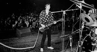 Brian James plays his SG on his last appearance with the Damned, playing the Rainbow Theatre in 1978