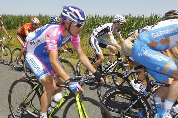 Damiano Cunego (Lampre) rides along in the heat.