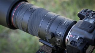 Sorry folks – Canon will NOT be making black teleconverters to go with its black 70-200mm trinity lens