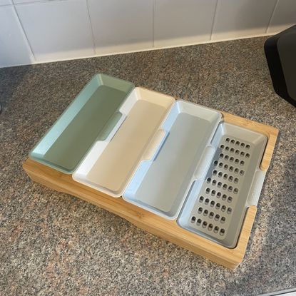 Trying Aldi's new compartmented chopping board