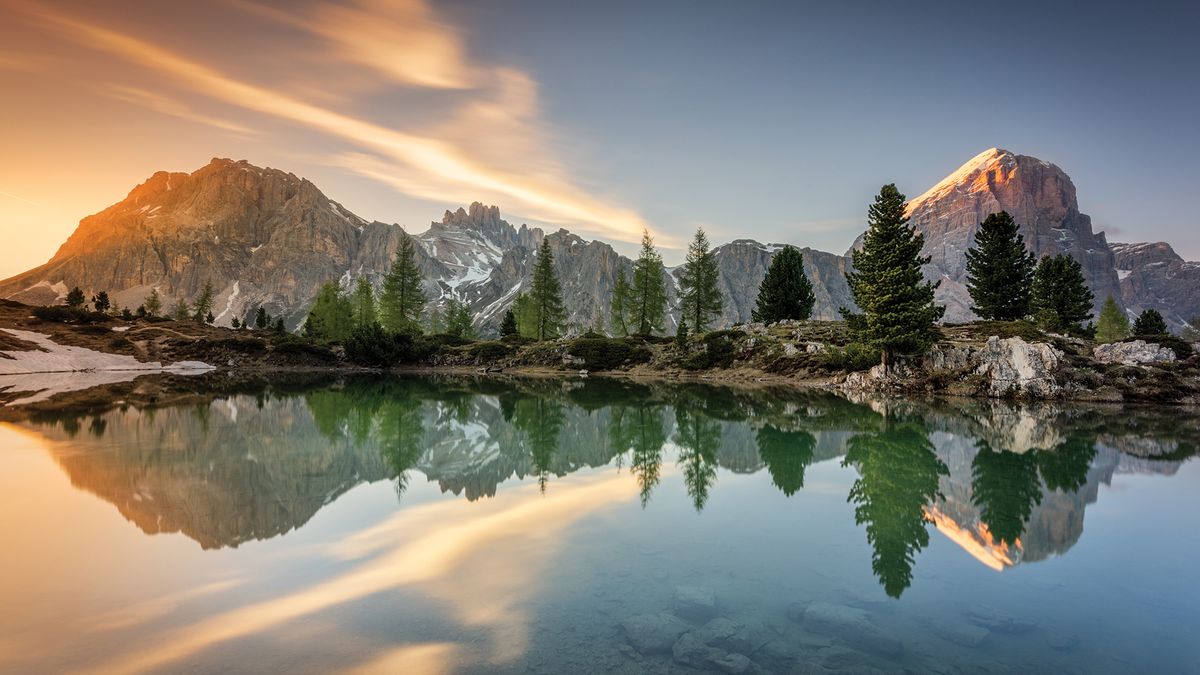 “I chose the ND filter to avoid overexposure and control the powerful glow"