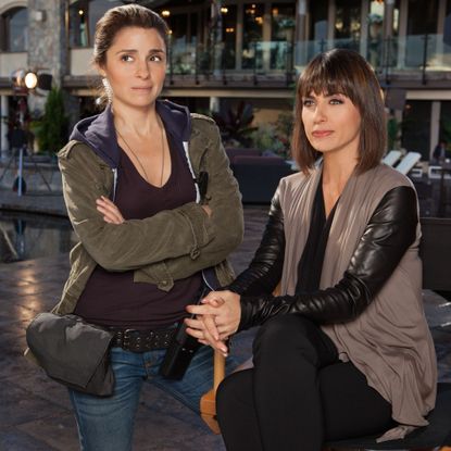 UnREAL's Shiri and Constance