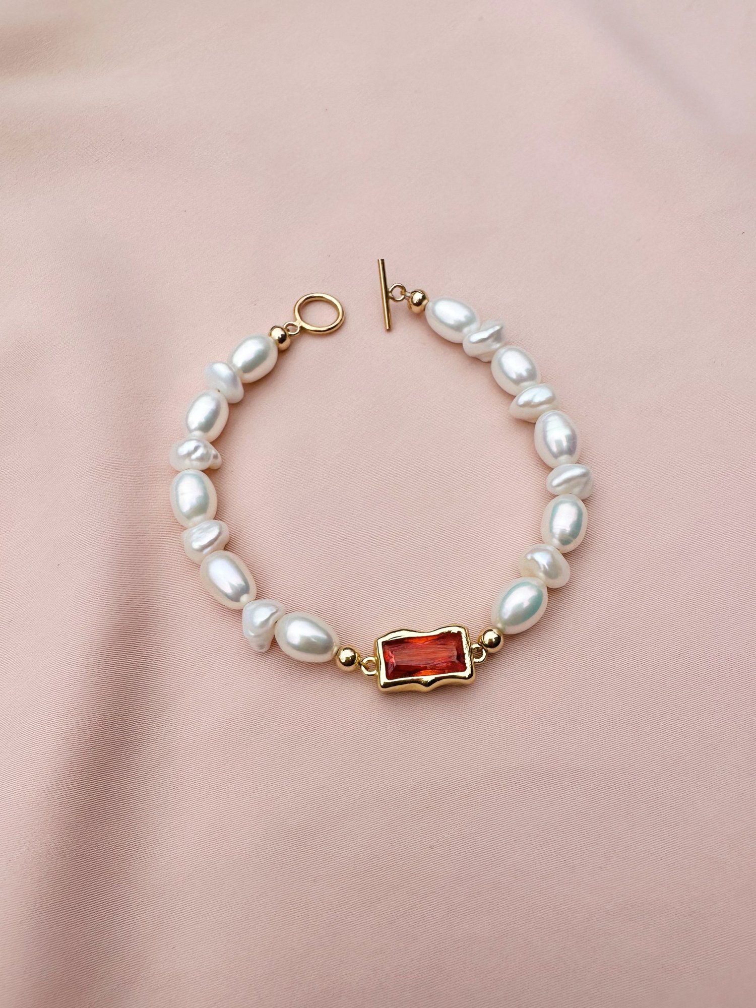 Baroque Pearl Bracelet With Red Gemstone Charm — Mon Ete Studio | Colorful Beaded Jewelry With Freshwater Pearls and Gemstones
