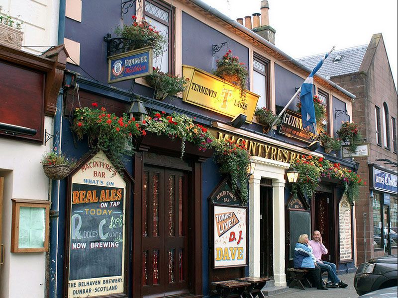 MacIntyres pub Troon