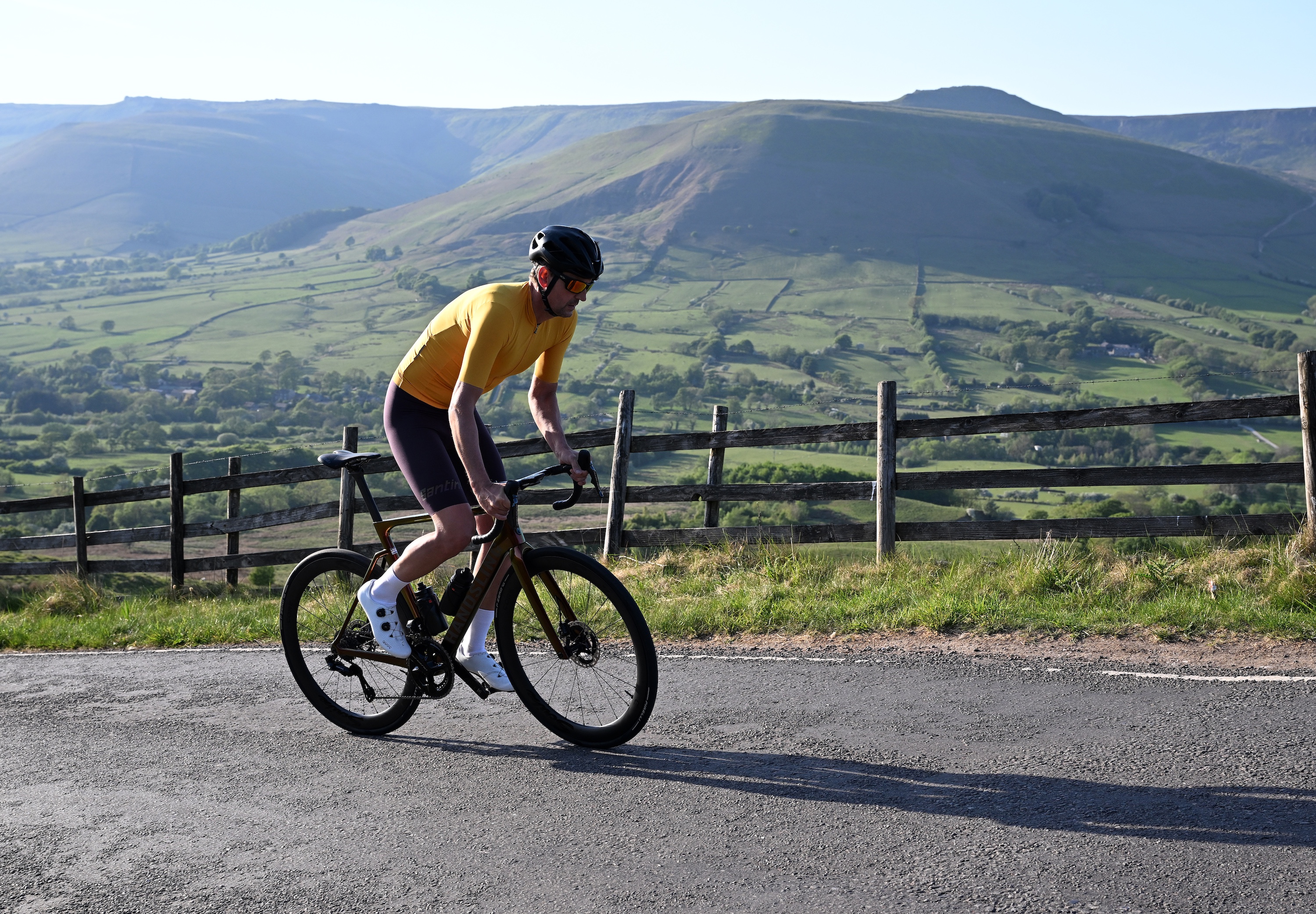 Male cyclist climbing Mam Nick