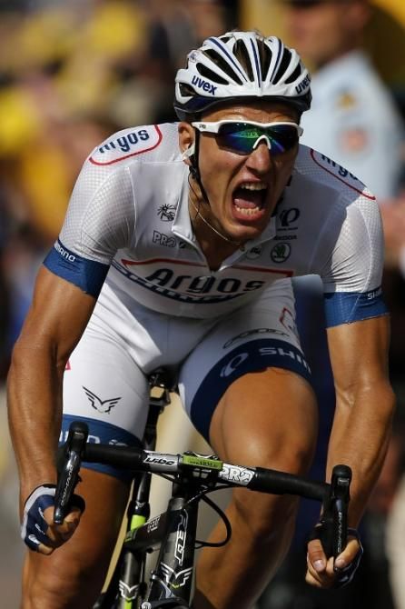Marcel Kittel (Argos-Shimano) sprints to win stage 10