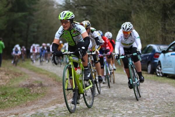 Sprinters together - Monica Holler (Fenixs - Petrogradets) is followed by Australia's national crtierium champion, Carly Light.