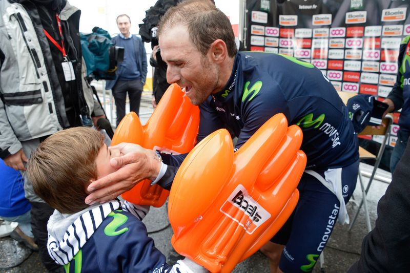 Alejandro Valverde with his son after winning Li&egrave;ge-Bastogne-Li&egrave;ge for a third time