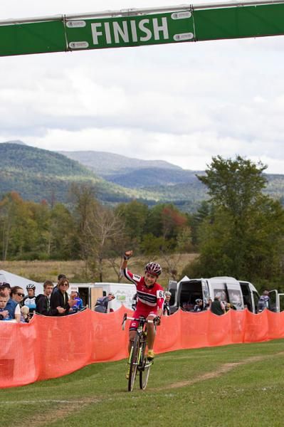 Crystal Anthony wins the first race of the 2012 Verge New England Cyclocross Series