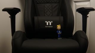 Thermaltake X Fit Real Leather Gaming Chair