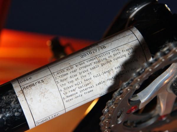 135mm rear hub spacing makes it easier to source disc brake-compatible hubs. We're guessing production versions will stick with conventional 130mm spacing, though.
