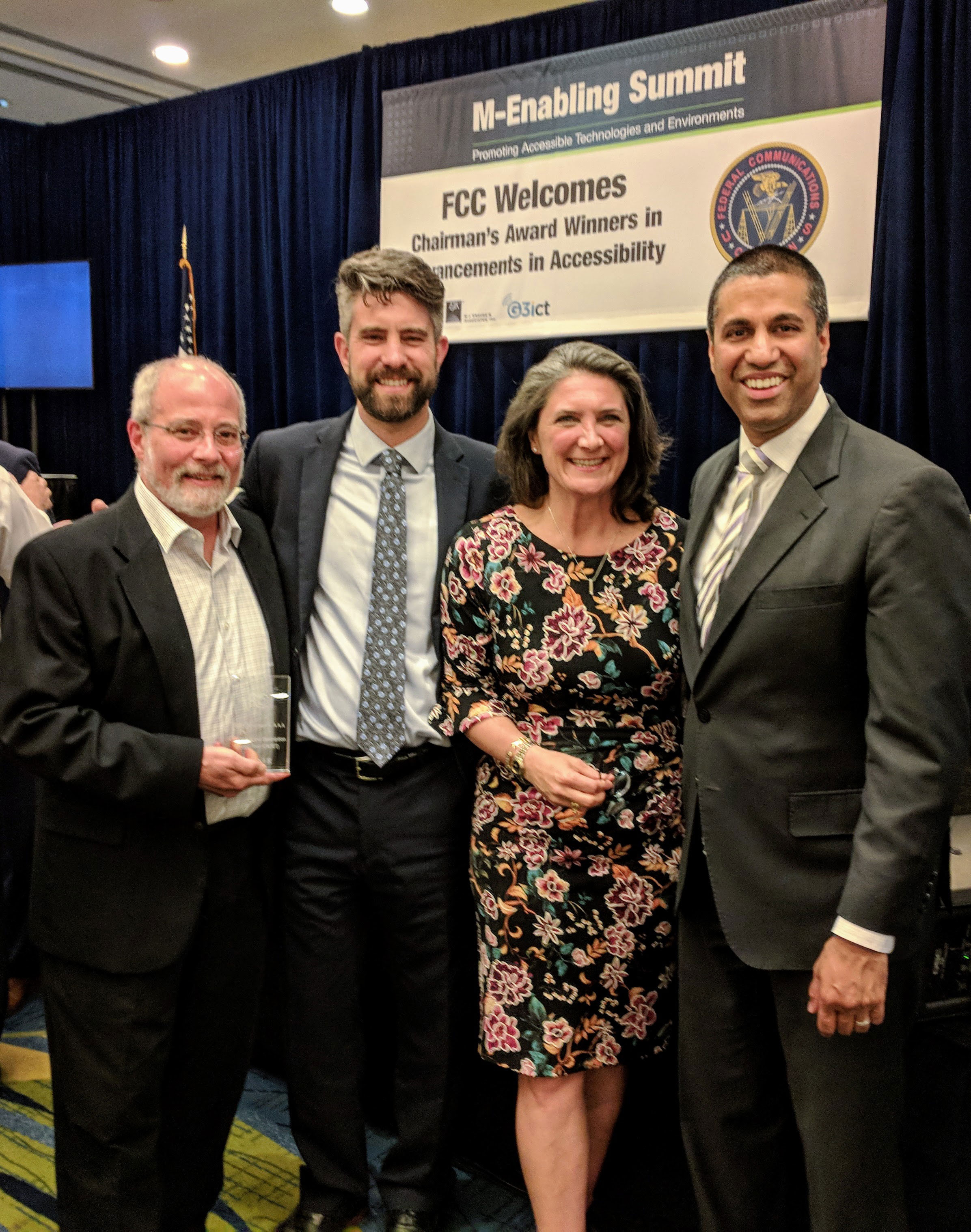 Schmooze-D-FCC-Chairmans-Award