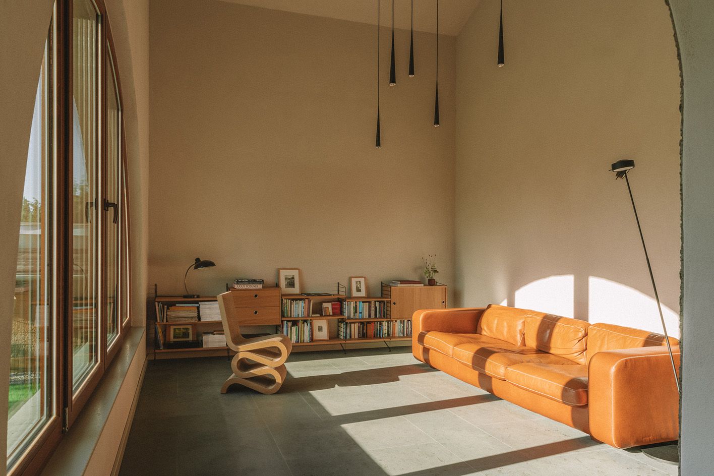 living space in Duplex by Atelier ST