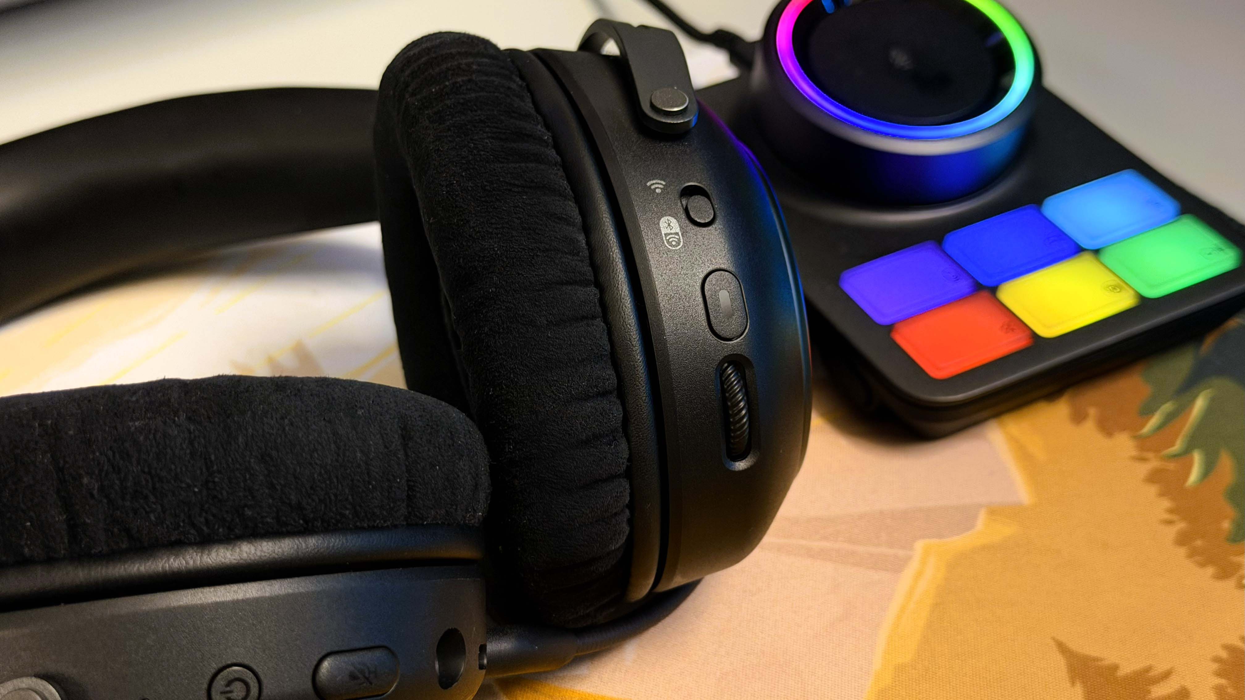 HyperX Cloud Alpha 2 Wireless gaming headset