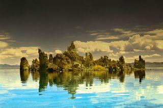 tufa towers in mono Lake