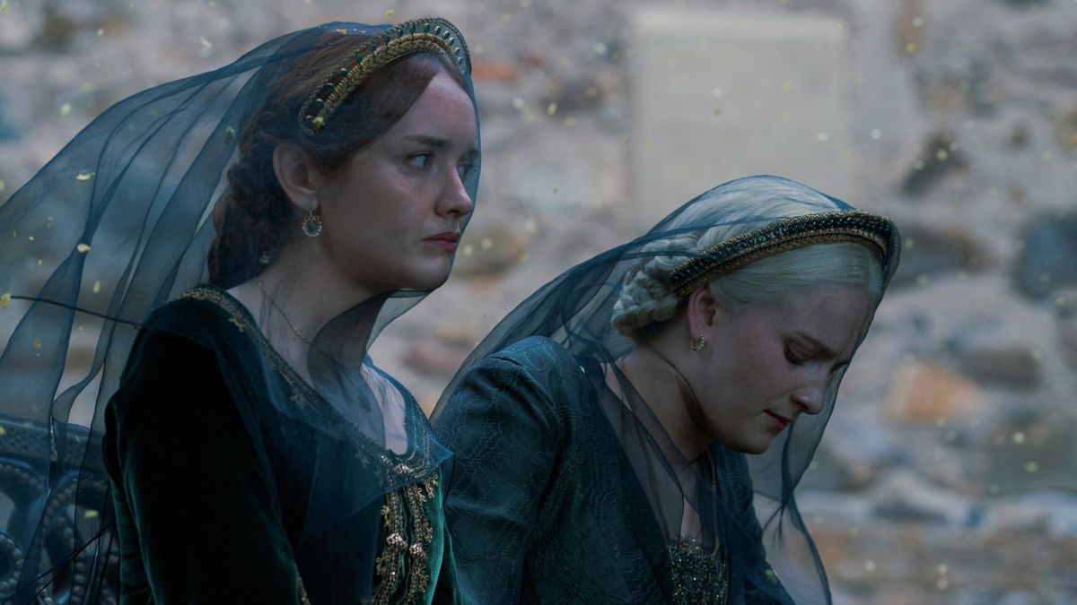 Alicent (Olivia Cooke) and Helaena (Phia Saban) dressed in funeral attired in &quot;House of the Dragon&quot; season 2 episode 2