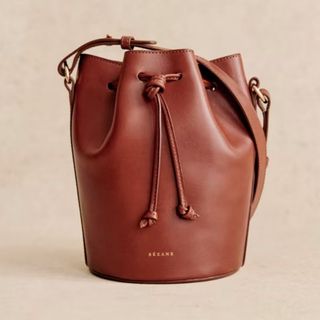 brown bucket bag
