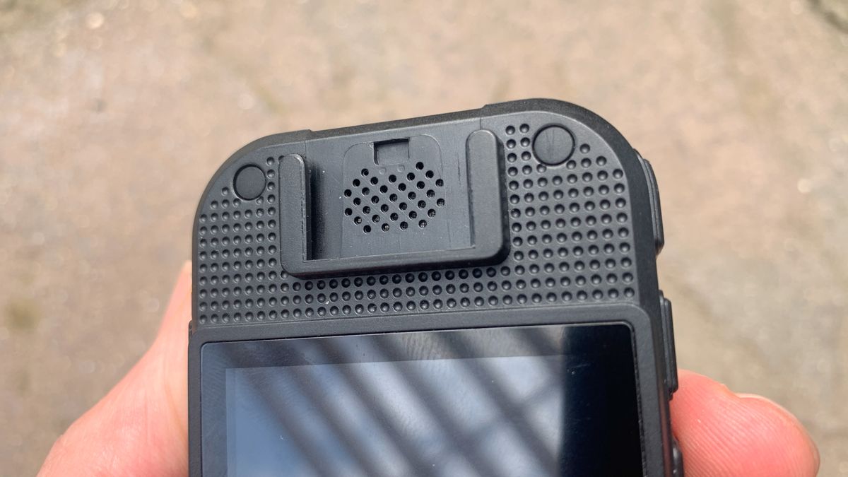 AeroTek T03 2K in hand with neither clip attached
