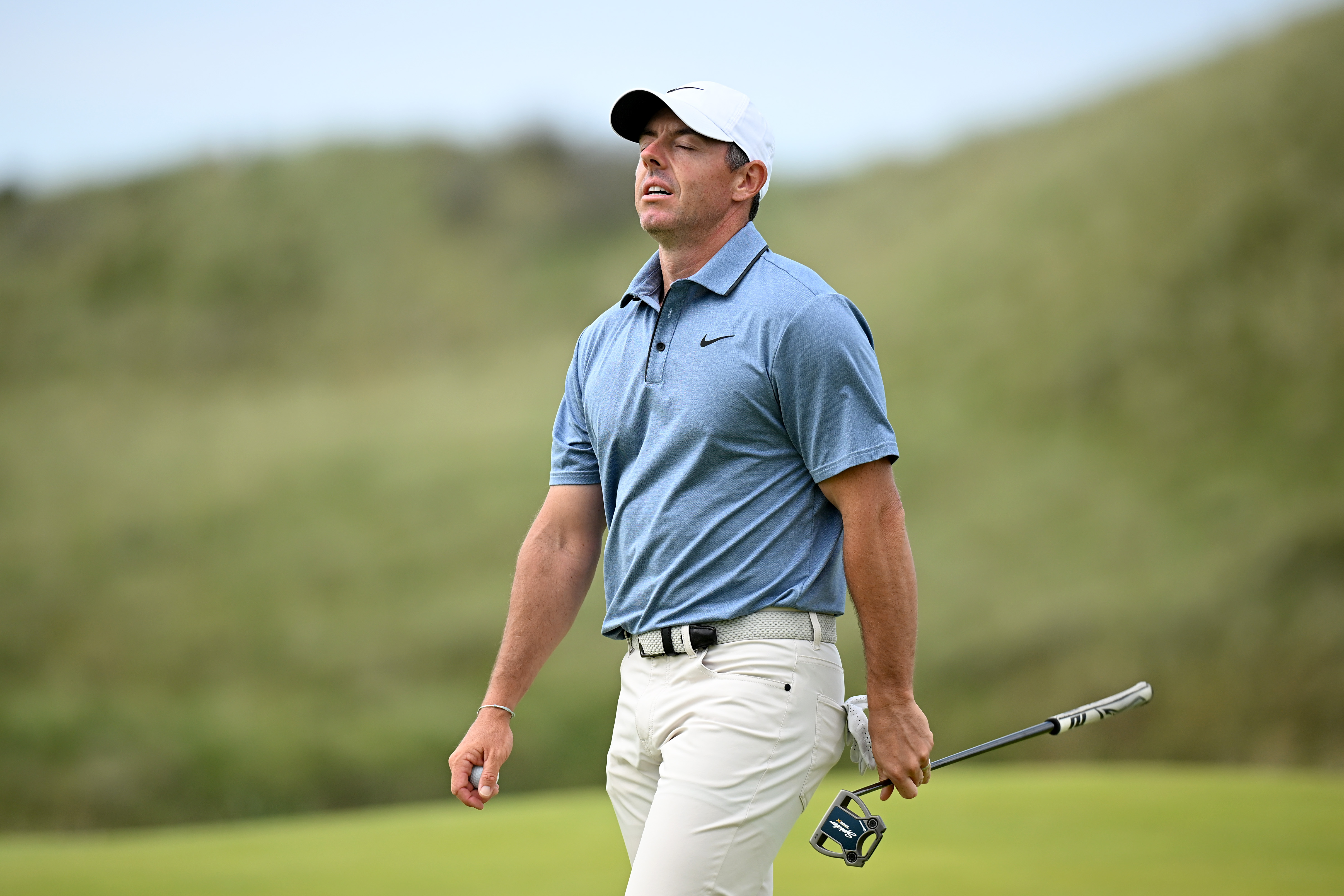 Rory McIlroy looks up to the sky