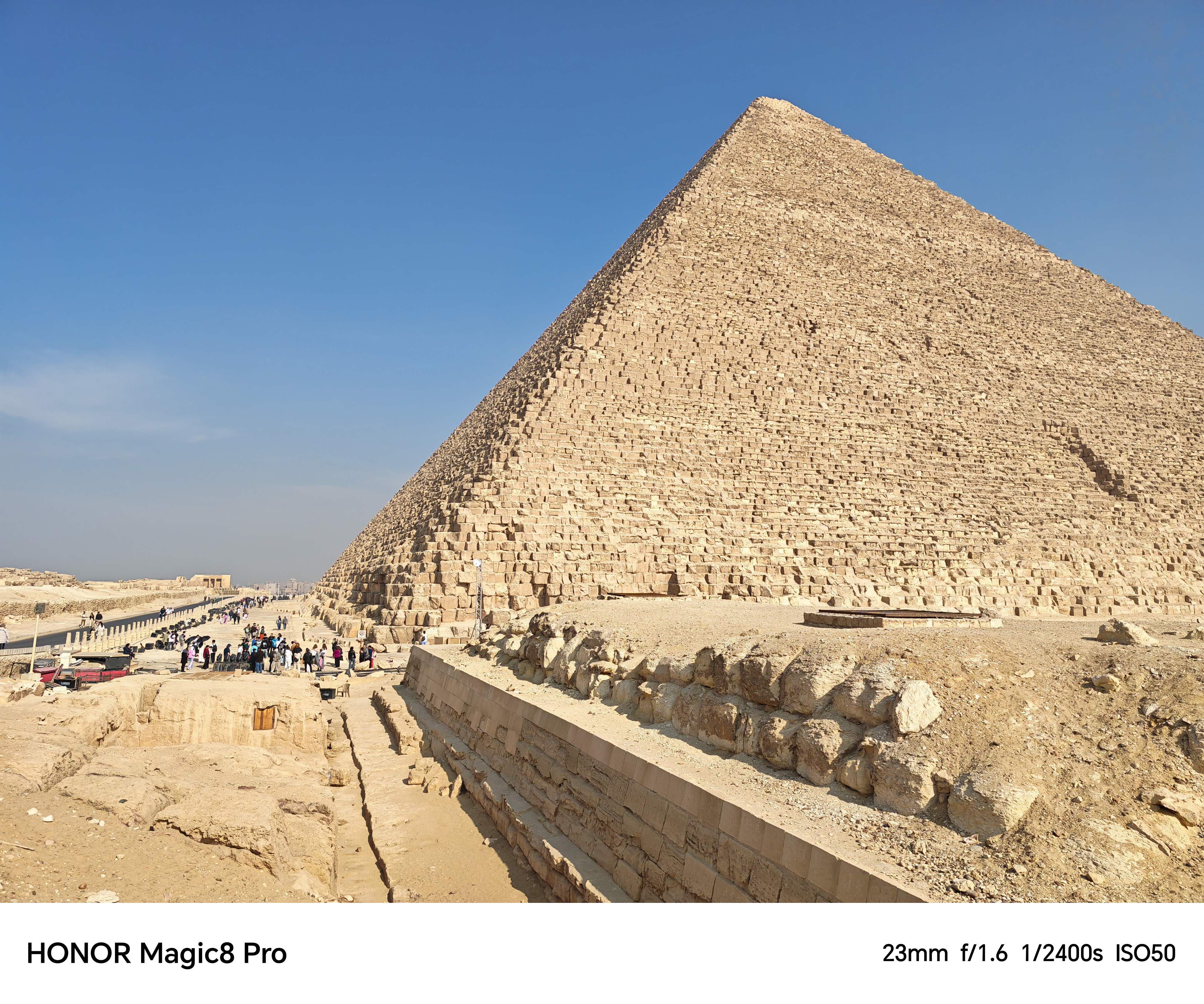 One of the great pyramids in Egypt shot on an Honor Magic 8 Pro