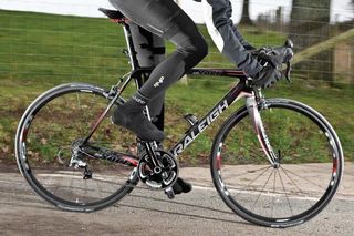 raleigh full carbon road bike