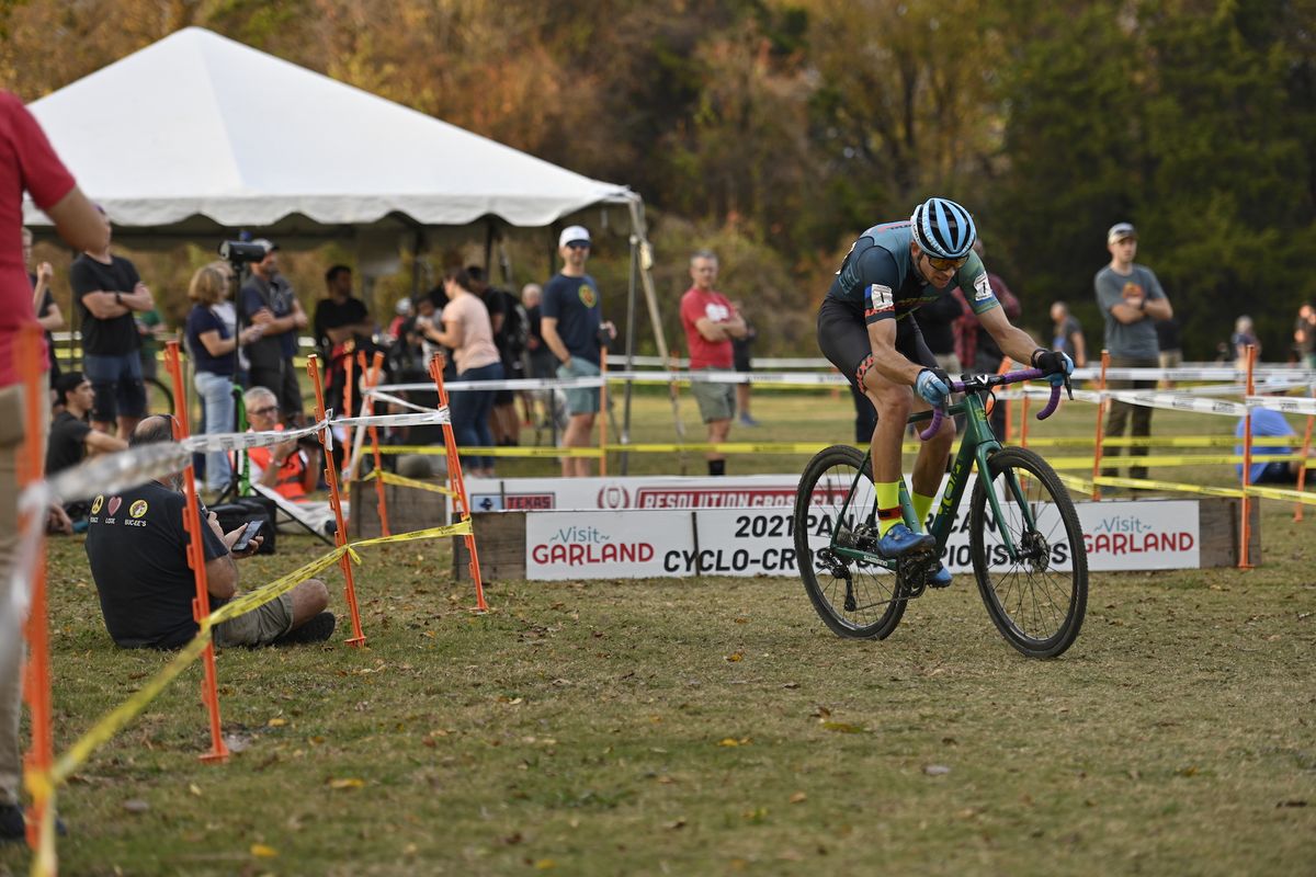 Defending Pan-Am champion Kerry Werner chases on the course