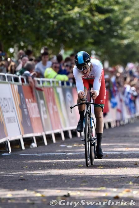 Geraint Thomas (Wales) finishing